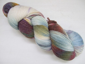 BS11 (Hand dyed 100% Wool yarn)