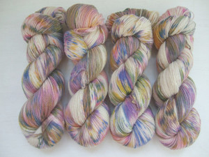 M27 (100% Merino wool yarn)