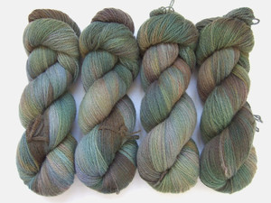 M38 (100% Merino wool yarn)