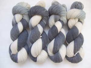 M45 (100% Merino wool yarn)