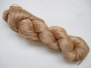 SB9 (Silk 70% / Bamboo 30%), 50g